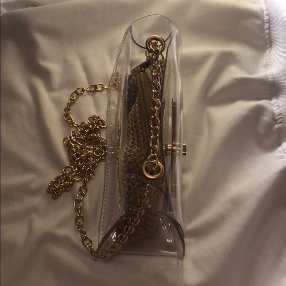 Purse - Picture 2 of 4